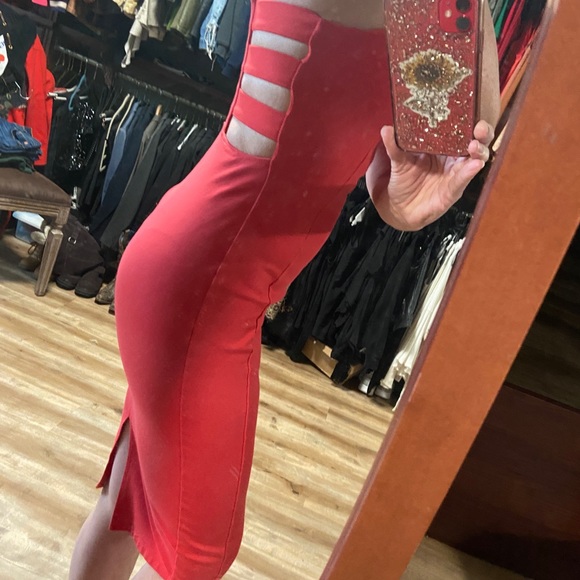 Sexy Coral cocktail dress - Picture 4 of 4